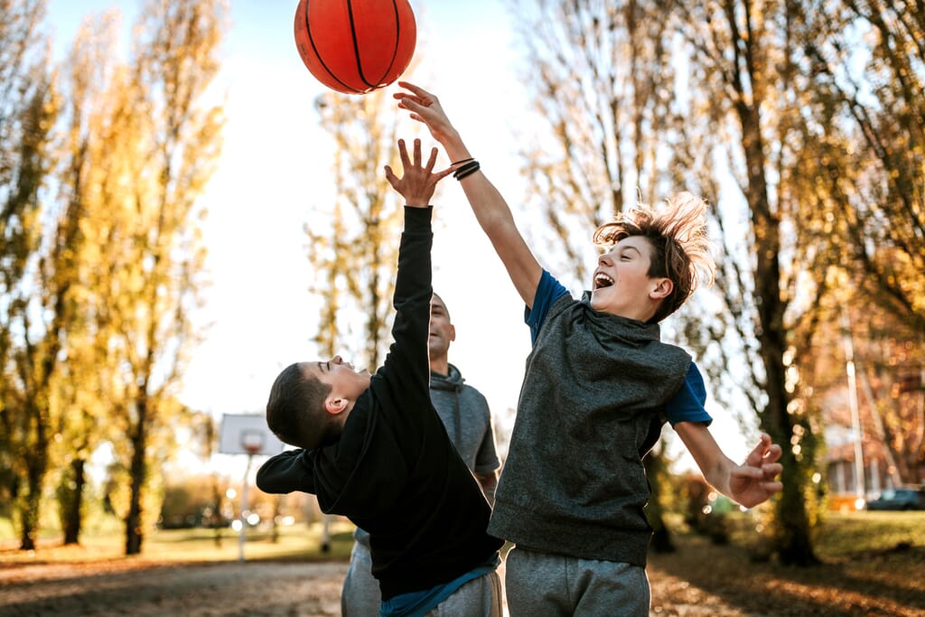 Basketball Games to Play With Two or Three People - SportsRec